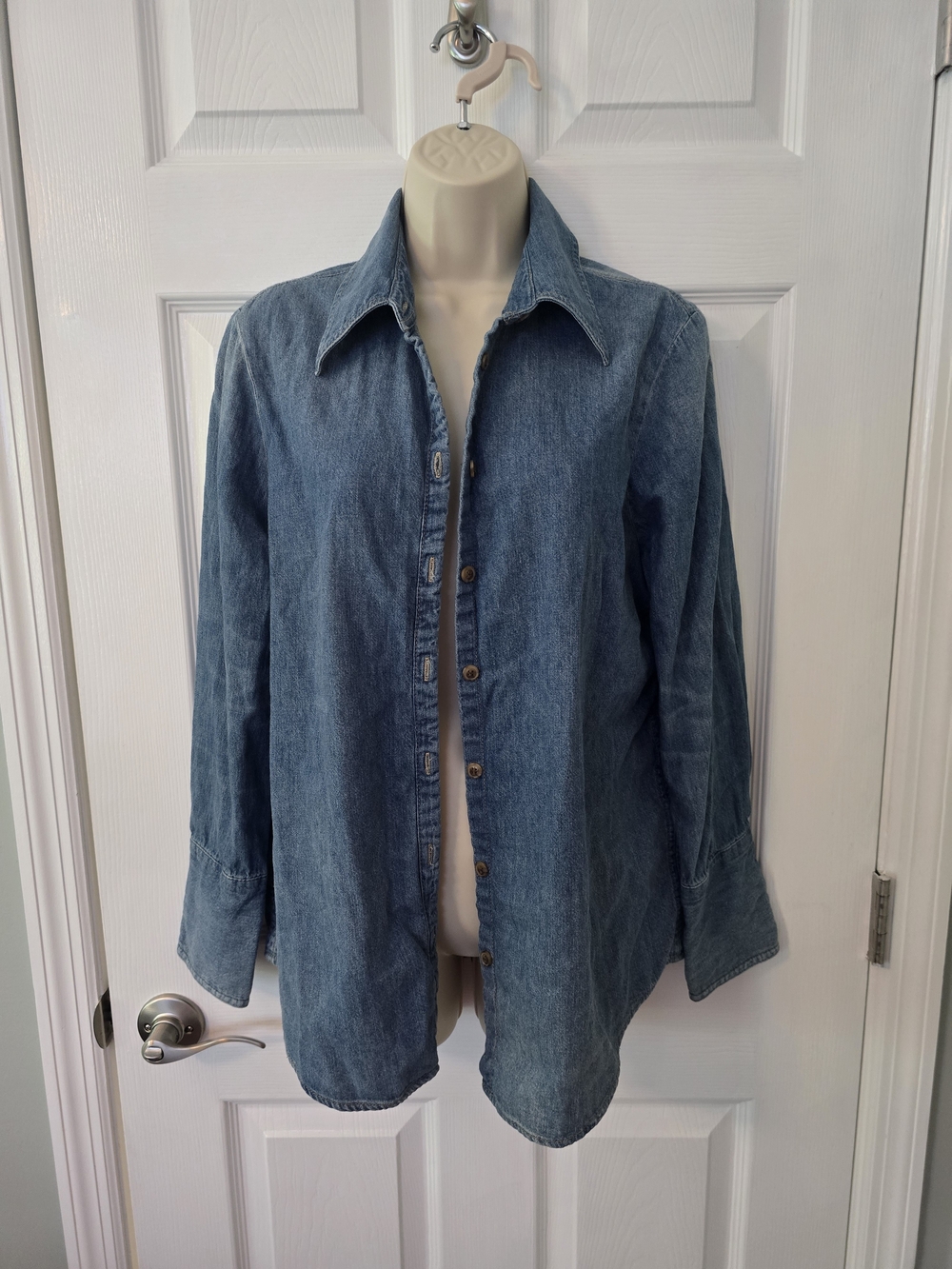 Classic Blue Denim Button-Up Shirt Jacket